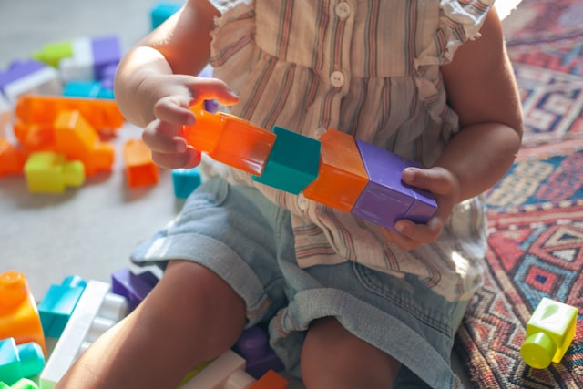 6, 12, 18, and 24 Month Toddler Clothes: How to Read Baby Clothing Sizes Before Buying