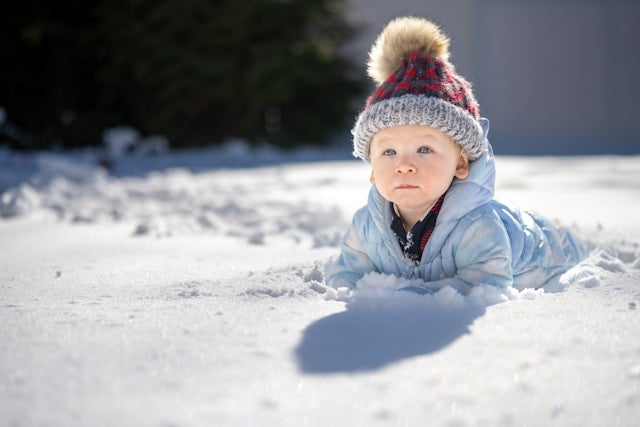 Preparing Your Baby’s First Winter: Essential Cold Weather Accessories
