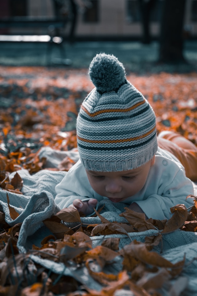Cute Winter Outfit Ideas for Babies Using Beanies and Cozy Accessories