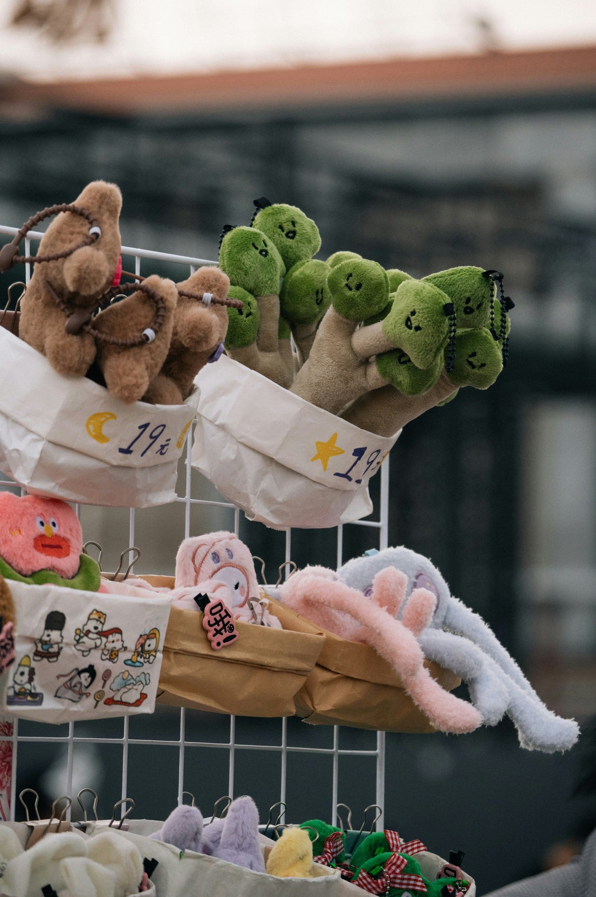 How to Organize and Care for Detachable Plush Pacifier Accessories