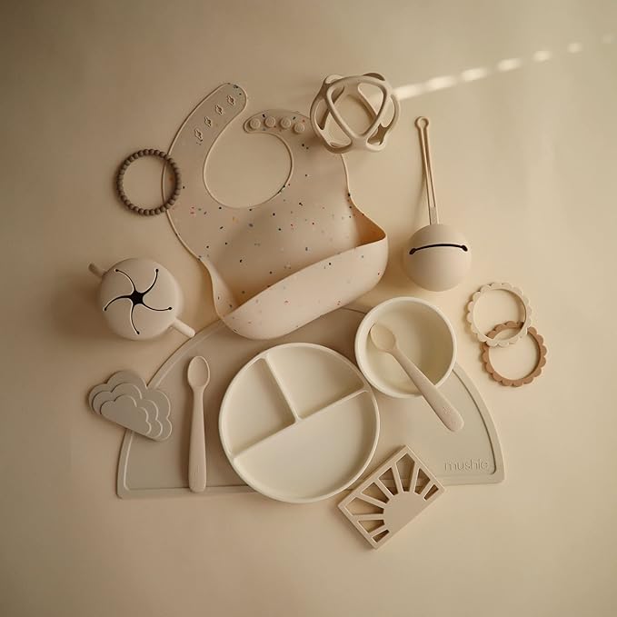 mushie Silicone Suction Plate | BPA-Free Non-Slip Design (Ivory)
