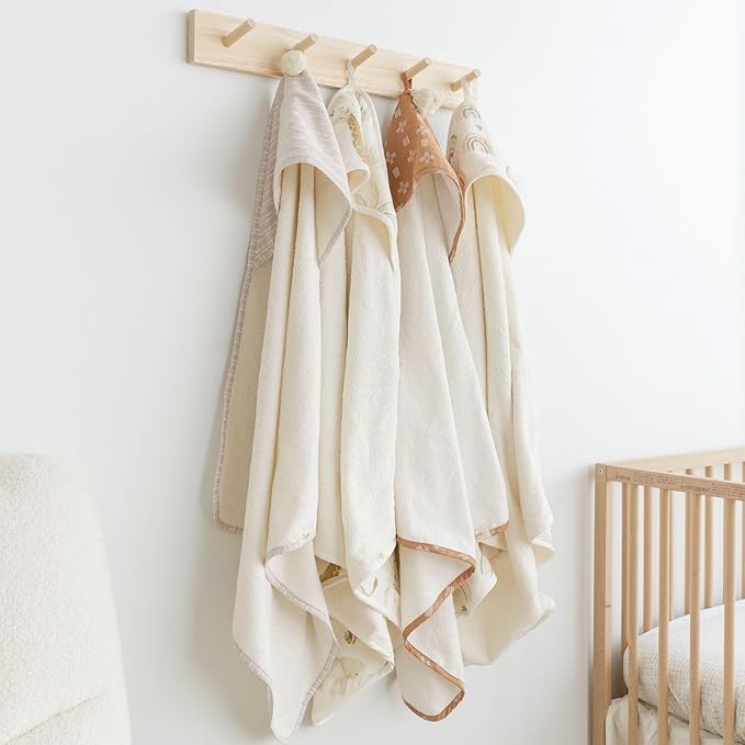 Crane Hooded Towel - 100% Cotton Terry Cloth Hooded Towels, Safari Animal Pattern, 30" x 30", Perfect for Babies' Bath, Pool, Beach & Travel