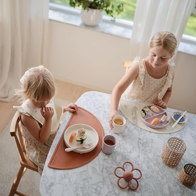 mushie Silicone Suction Plate | BPA-Free Non-Slip Design (Tradewinds)